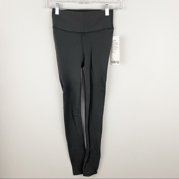 lululemon athletica Pants - Lululemon • Reveal 7/8 Tight Digi Rain